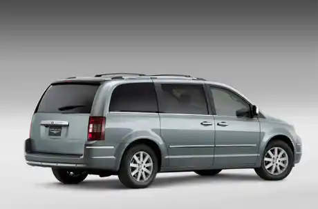 hire Chrysler-Grand-Voyager