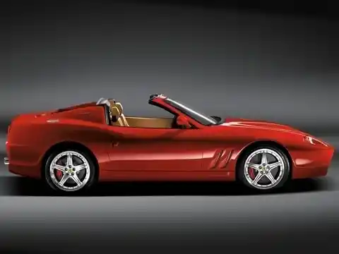 hire Ferrari-Superamerica