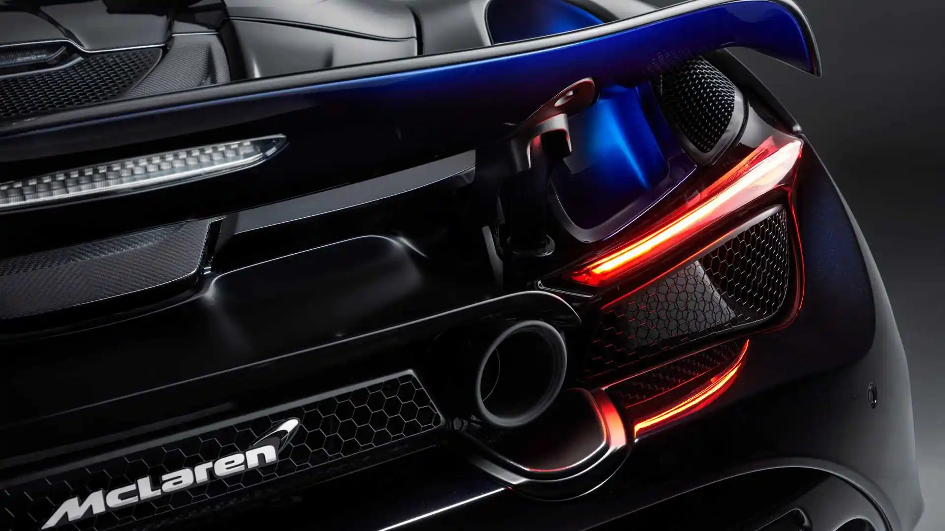 hire McLaren-720S-Spyder
