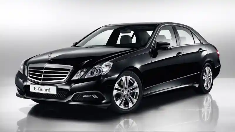 hire Mercedes-Class-E