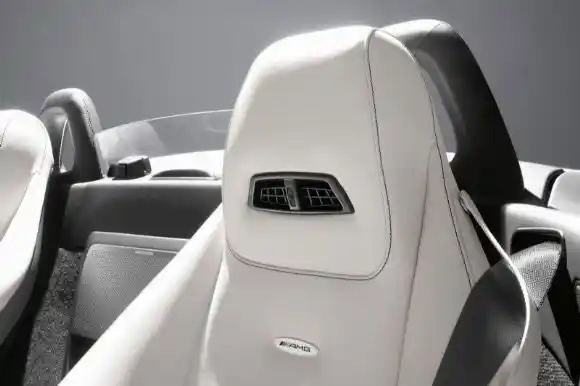 hire Mercedes-SLS-Cab