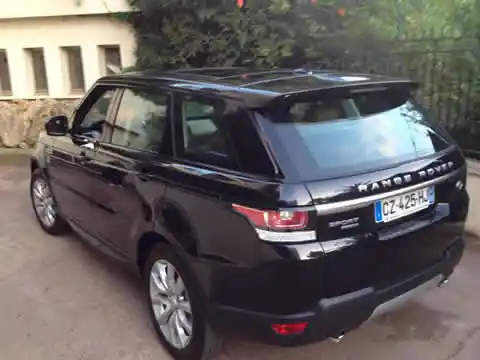 hire Range-Rover-Sport-Tdv6