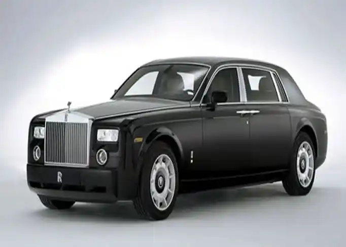rent Rolls-Royce-Phantom
